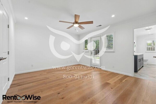 Building Photo - Short term lease only