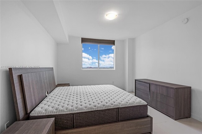 Building Photo - 7751 NW 107th Ave