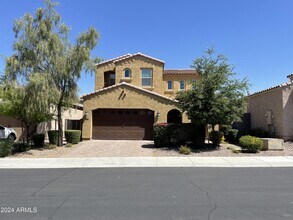 Building Photo - 4624 E Vista Bonita Dr