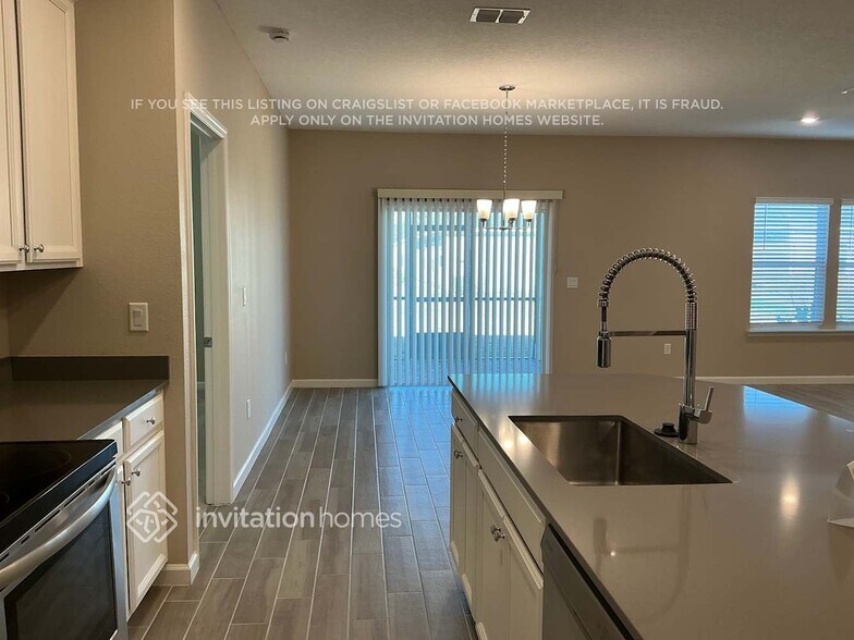 Building Photo - 6779 Falls Chase Ln