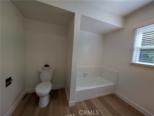 Building Photo - 1921 6th Ave