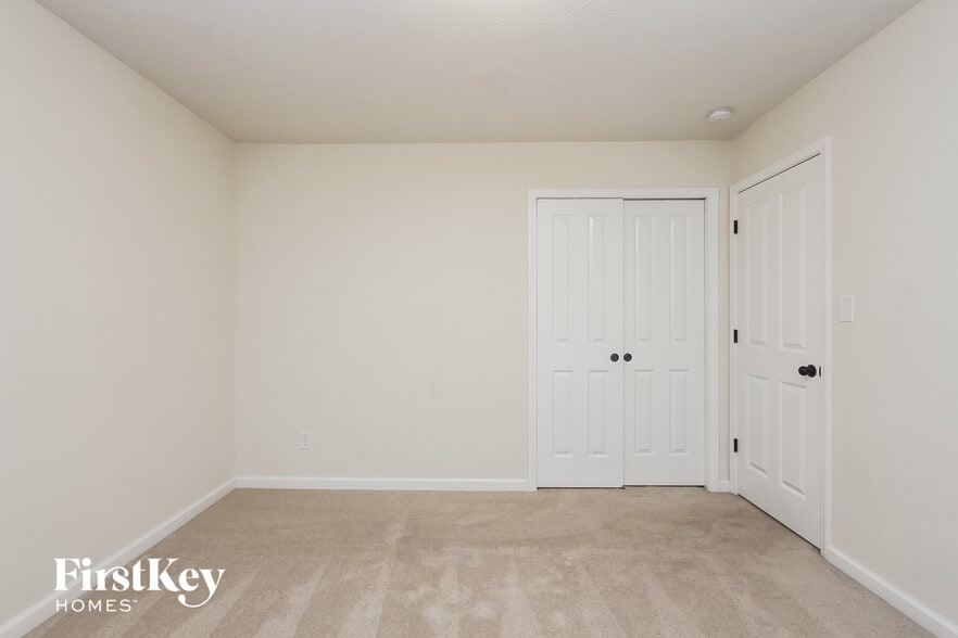 Building Photo - 8644 Hornady Dr