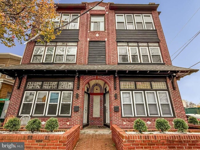 Building Photo - 30 Haddon Ave