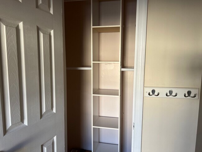 Building Photo - 1412 Nestlewood Ct