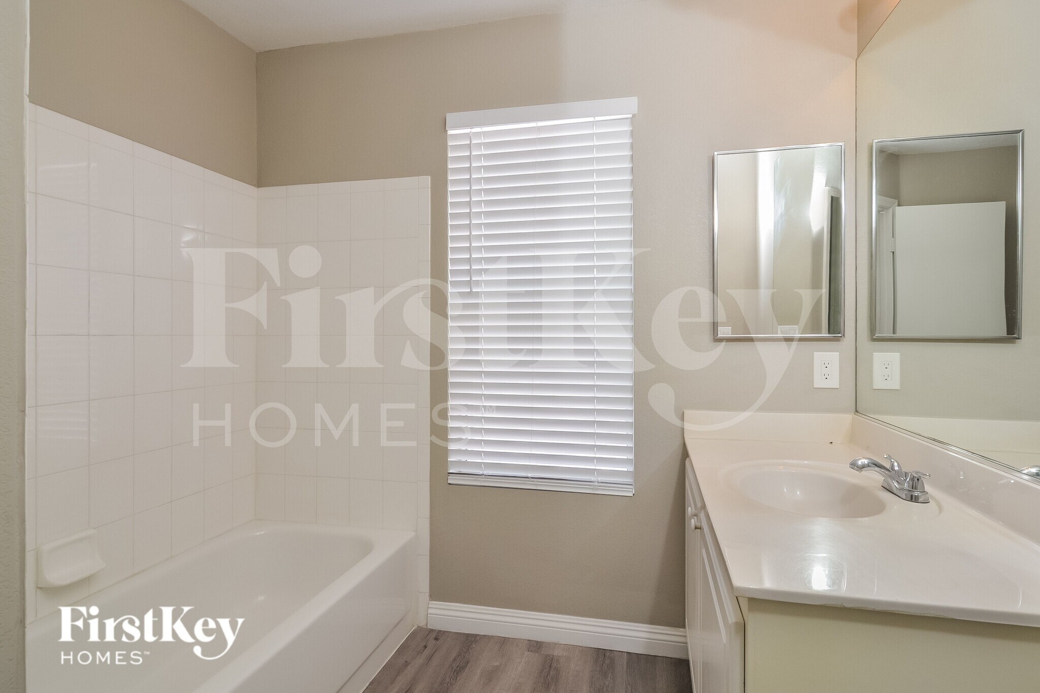 Building Photo - 3741 White Angel Dr