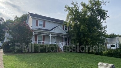 Building Photo - 3012 Towne Valley Rd