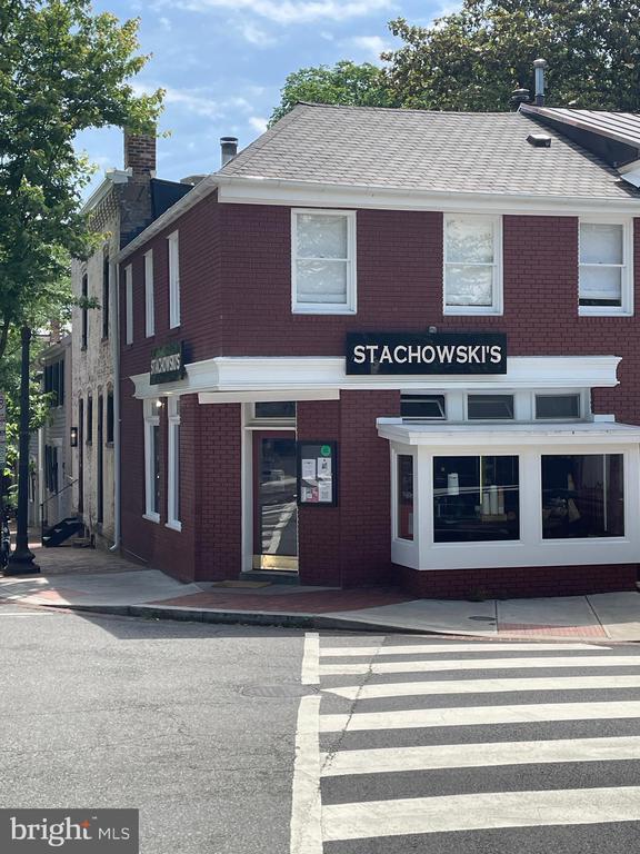 Building Photo - 2802 P St NW