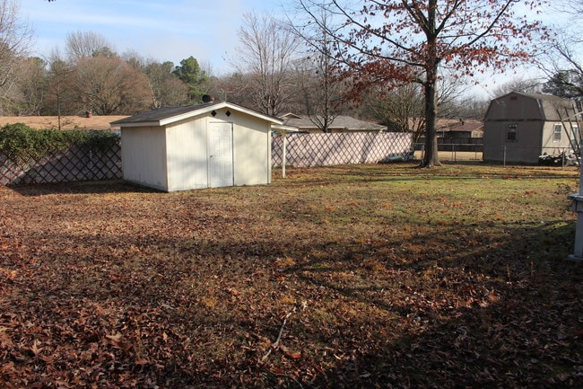 Building Photo - 802 Parrish St