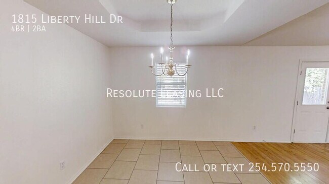 Building Photo - 1815 Liberty Hill Dr