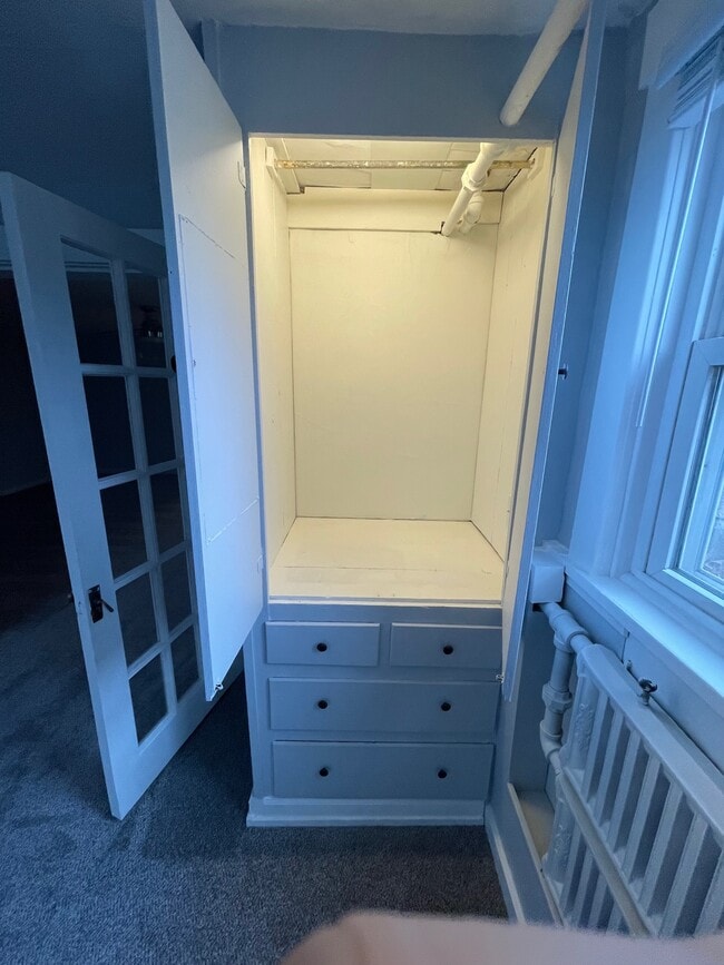 Closet - 2035 S 50th St