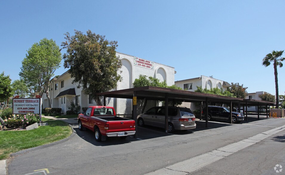 Primary Photo - Terre at Bradley