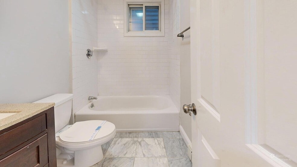 Building Photo - 234 Lexington St