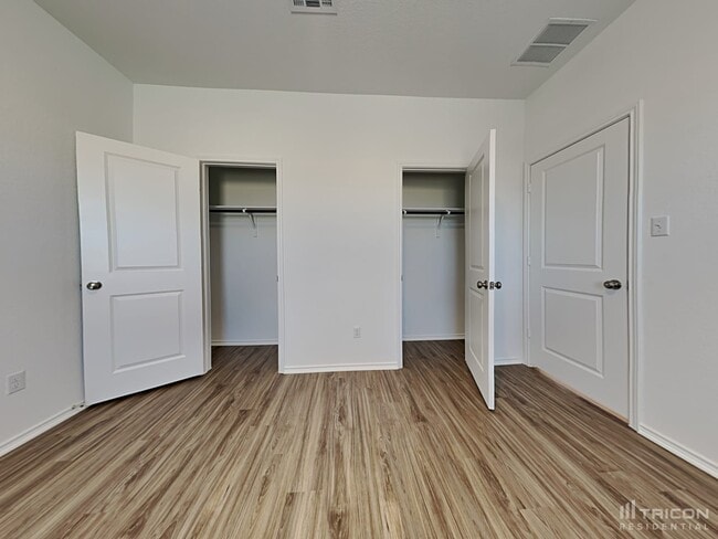 Building Photo - 1210 Cattail Ln