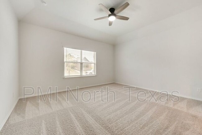 Building Photo - 1713 Wayne Ln