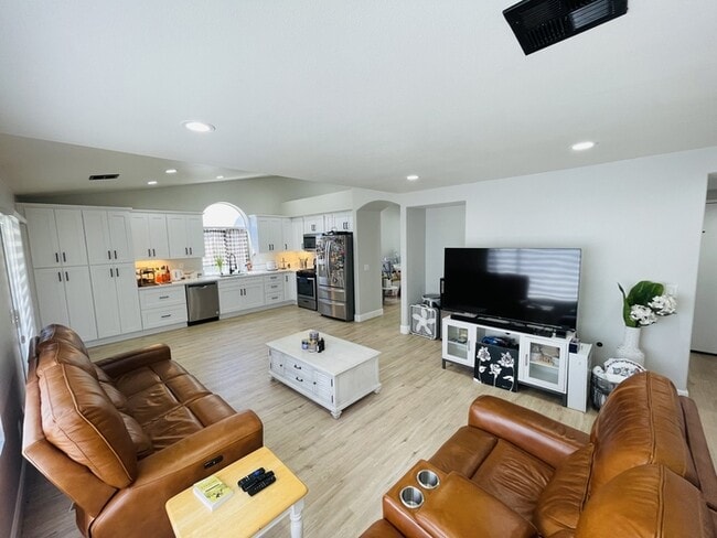 Building Photo - 28635 Sand Island Way