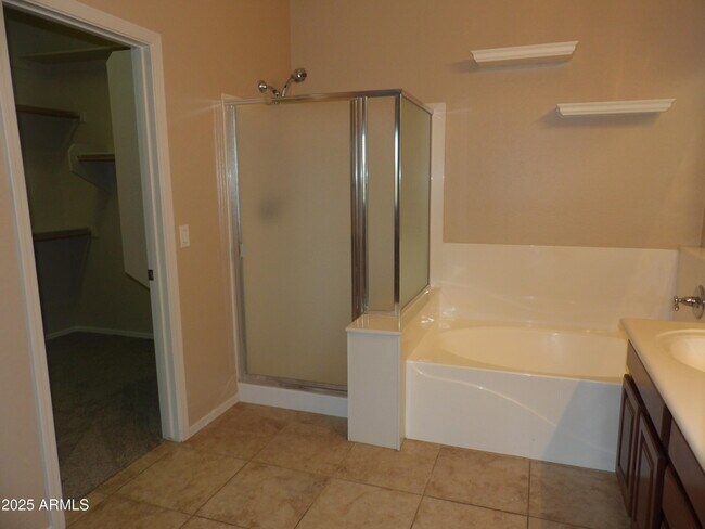 Building Photo - 17976 W Paseo Way