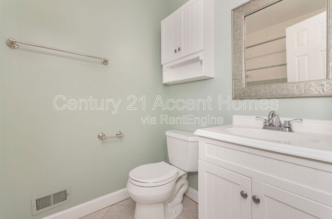 Building Photo - 2514 S Arlington Mill Dr