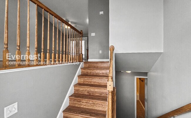 Building Photo - 36015 Wilderness Shores Way