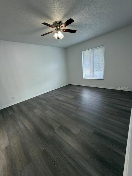 Building Photo - 1322 S Pine Ridge Cir