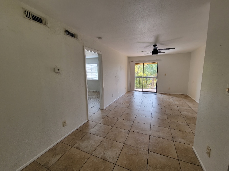 Building Photo - 2937 Winkler Ave