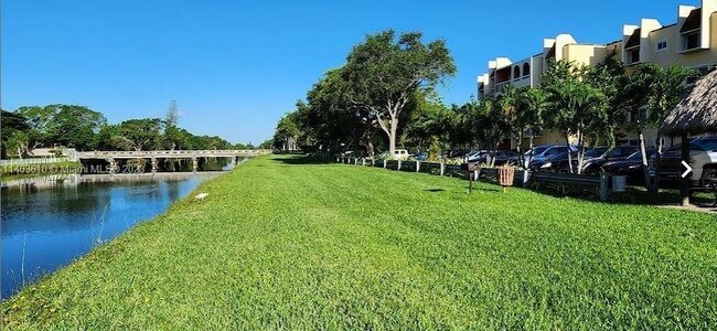 Primary Photo - 7732 Camino Real