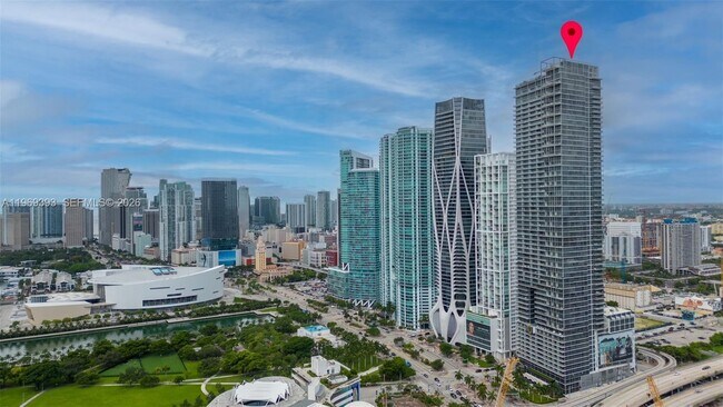 Building Photo - 1100 Biscayne Blvd