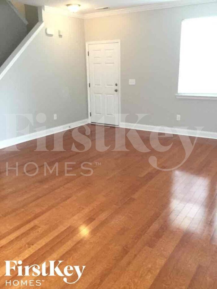 Building Photo - 123 Salt Meadow Ln