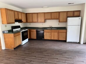 Building Photo - 3 bed/1 bath Old Louisville
