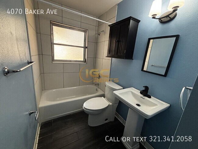 Building Photo - 4070 Baker Ave