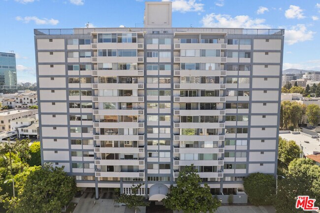 Building Photo - 969 Hilgard Ave