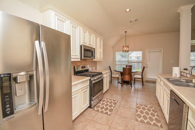 Building Photo - 21930 Grand Brook Ln