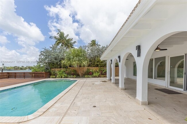 Building Photo - 1690 Daytonia Rd