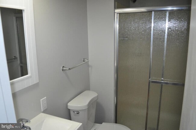 Building Photo - 1662 Canonade Ct