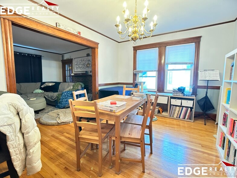 Building Photo - 24 Dickinson Rd