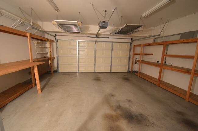 Building Photo - 4102 Castaway Cove