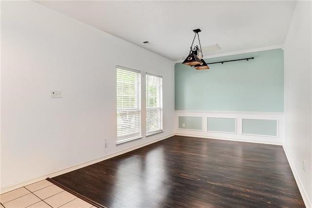 Building Photo - 304 Ambrose Dr