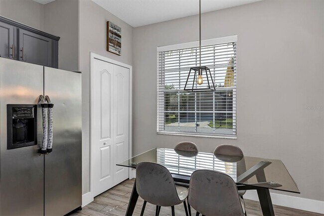 Building Photo - 2906 Carrickton Cir