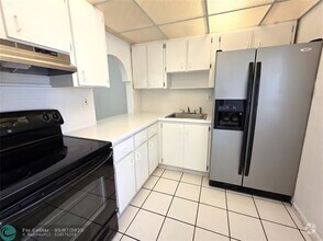 Building Photo - 505 NW 177th St