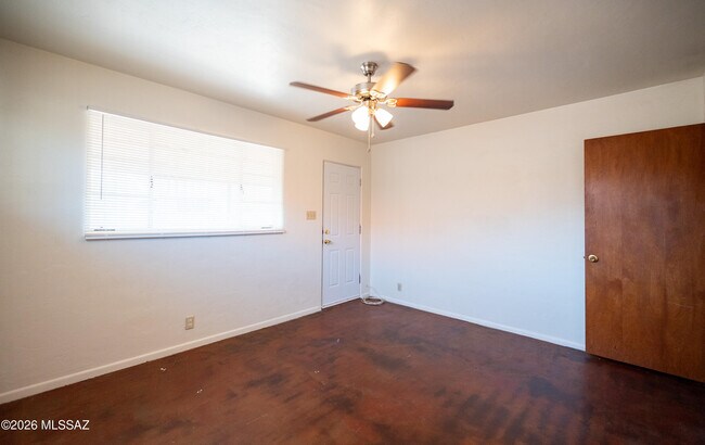 Building Photo - 1732 N Campbell Ave