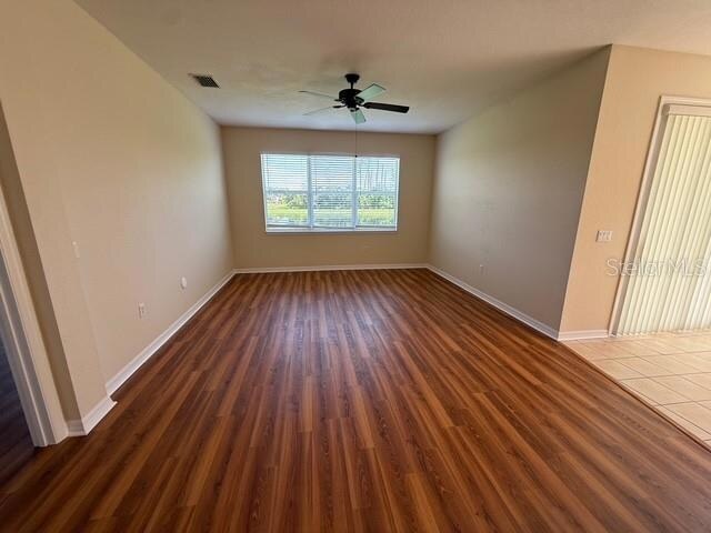 Building Photo - 1823 Scarlett Ave