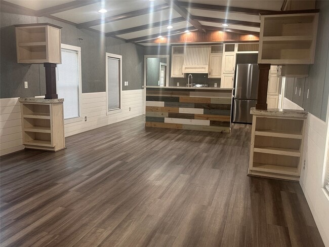 Building Photo - 14525 Oak Hill Ln