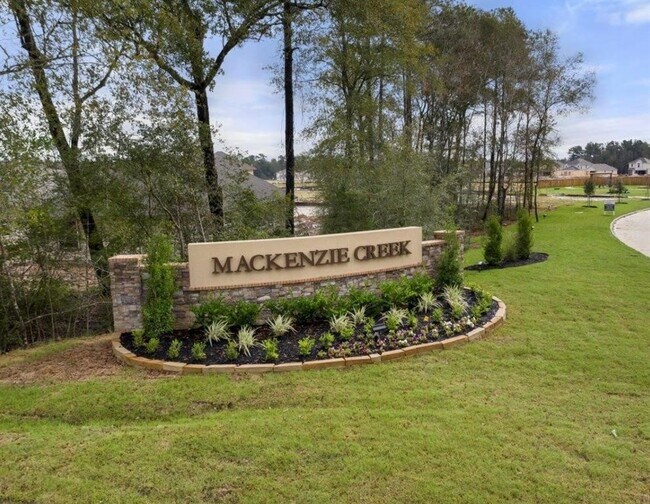 Building Photo - 2291 Raider Dr