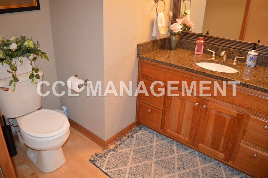 Building Photo - 9217 Bear Claw Way