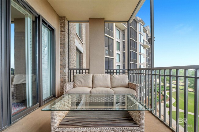 Building Photo - 18269 Colony Dr Dr