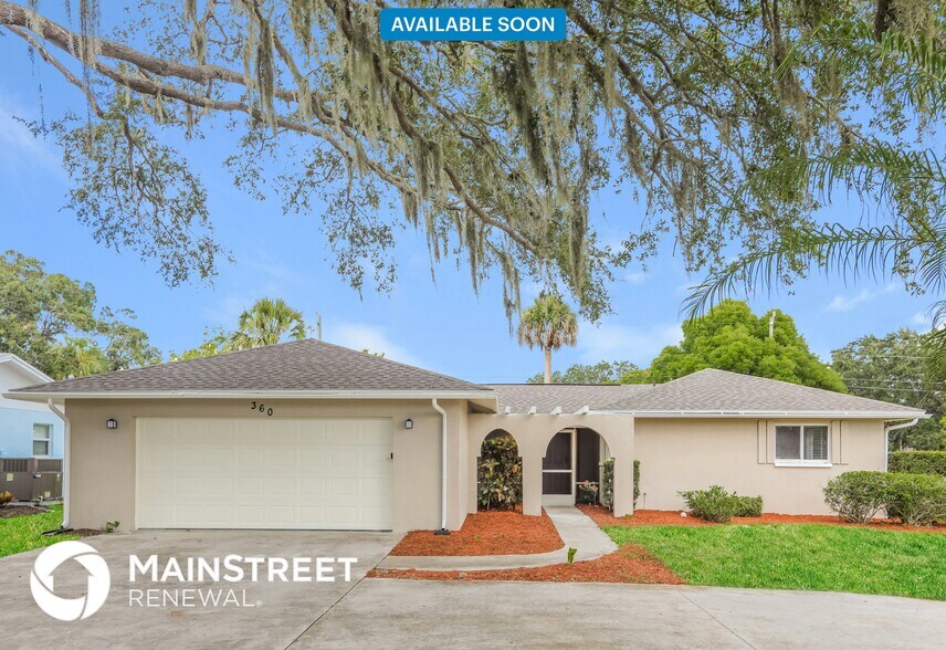 Primary Photo - 360 Gulf Breeze Blvd