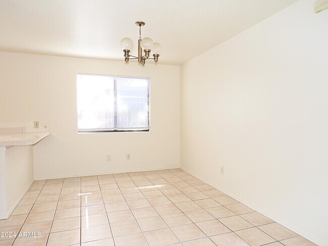 Building Photo - 4171 Calle Barona