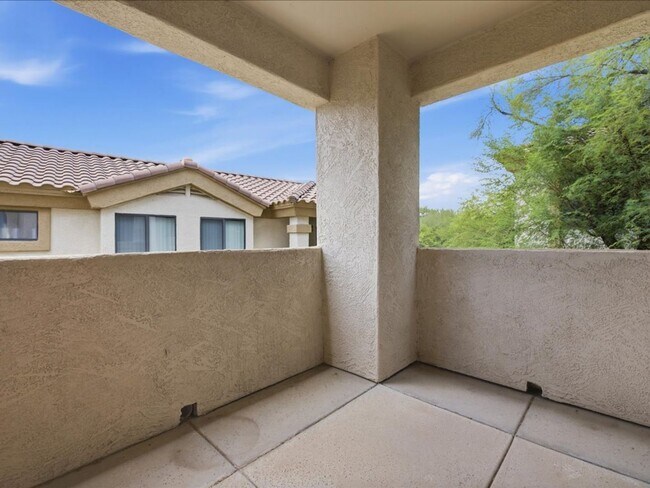 Building Photo - Charming 1 Bed / 1 Bath with Resort-Style Amenities!