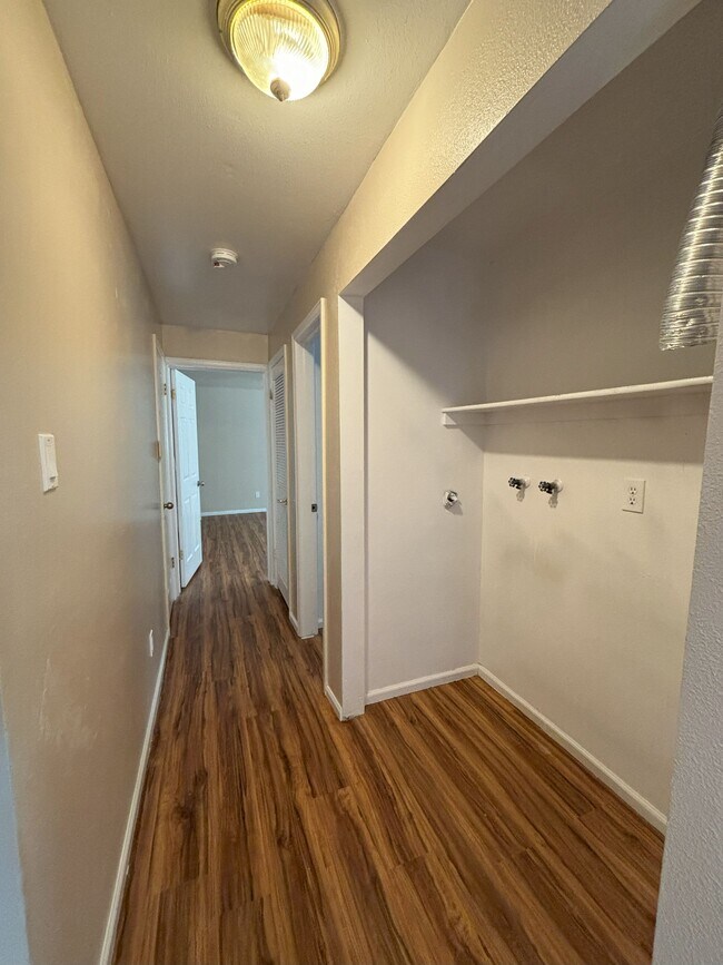 Building Photo - 3585 S Bannock St