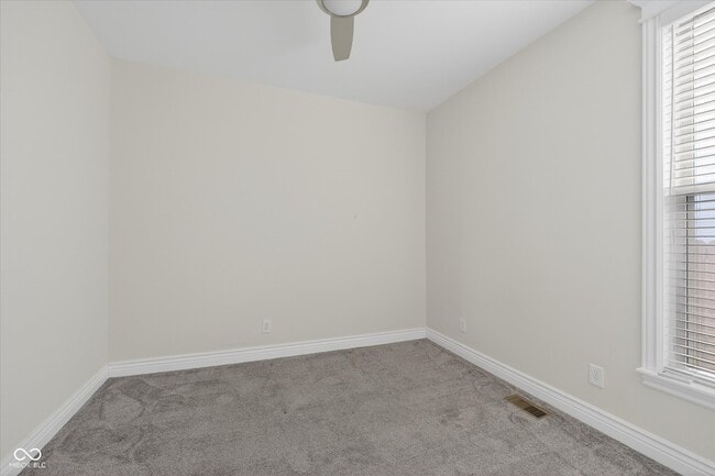 Building Photo - 916 Dawson St