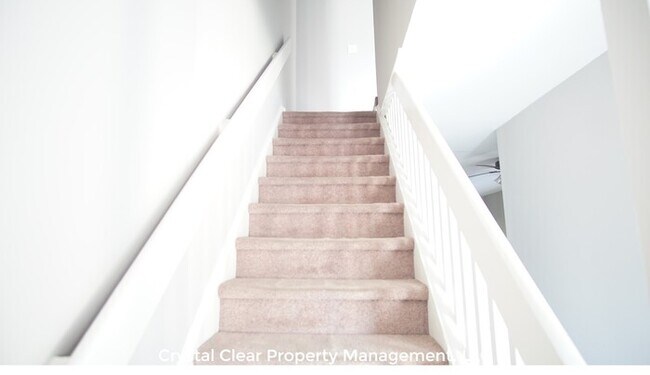 Building Photo - Large 2 bed 1.5 bath in Christiana School ...